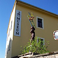 Chair-Making Museum and Rabenau Local History Collection (source: Landeshauptstadt Dresden, museum-euroregion-elbe-labe.eu)