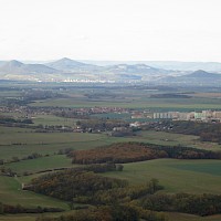 Blick über Roudnice nad Labem (rechts) (© Jiří Sedláček; Wikipedia; CC BY-SA 3.0)