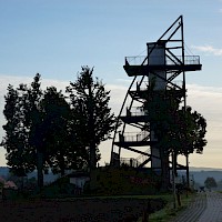 Lookout tower Rathmannsdorf (© Tnemtsoni; Wikipedia; CC BY-SA 3.0)