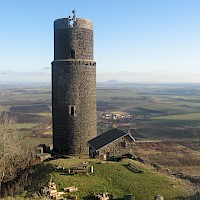 Hazmburk (© Cevenol2 ; Wikipedia;  CC BY-SA 3.0 )