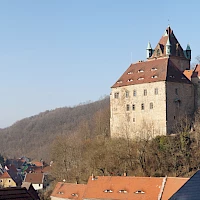 Schloss Kuckuckstein oberhalb von Liebstadt (© Kolossos; Wikipedia; CC BY-SA 3.0)