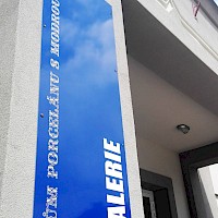 Dubí House of Porcelain with Blue Blood