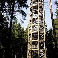 Weifberg lookout tower (© Mirek256; Wikipedia; CC BY-SA 3.0)