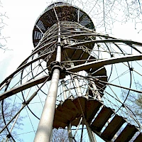 Lookout tower Götzinger Height (© Schmidti; Wikipedia; CC BY-SA 3.0)