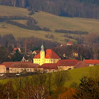 Langburkersdorf castle (© Gliwi; Wikipedia; CC BY-SA 3.0)
