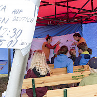 Pohadlo: Kindertheater und Basteln (© Peter R. Fischer)