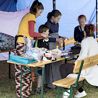 Pohadlo: Kindertheater und Basteln (© Peter R. Fischer)