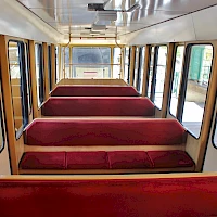 Interior of the cars (© Till Menzer)