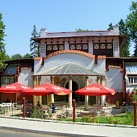 Kurpavillon Dvorana (© Packa; Wikipedia; CC BY-SA 3.0)
