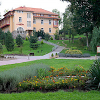 Kurpavillon Kyselka (© Horakvlado; Wikipedia; CC BY-SA 4.0)