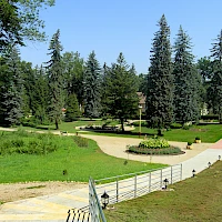 Spa park (© Packa; Wikipedia; CC BY-SA 3.0)