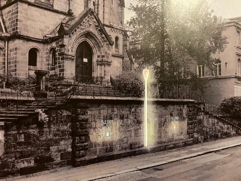 Enthüllung des Denkmals für Jan Palach und Jan Zajíc Euroregion Elbe/Labe