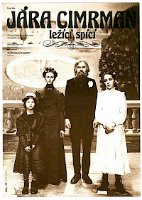 &raquo;J&aacute;ra Cimrman lež&iacute;c&iacute;, sp&iacute;c&iacute;&laquo; (J&aacute;ra Cimrman liegend, schlafend)