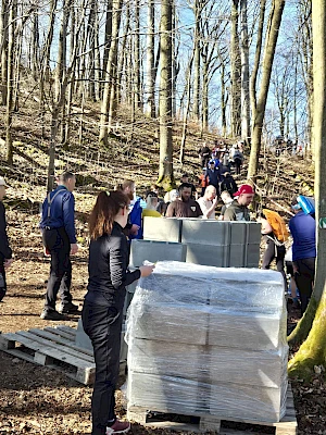 Menschenkette auf den Wolfsberg am 11.04.26