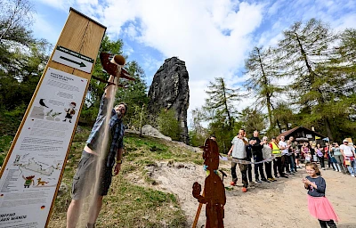 Einweihung des neuen Lehrpfads in den Tissaer W&auml;nden