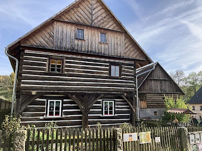 Fachwerkhaus im Freilichtmuseum Zubrnice